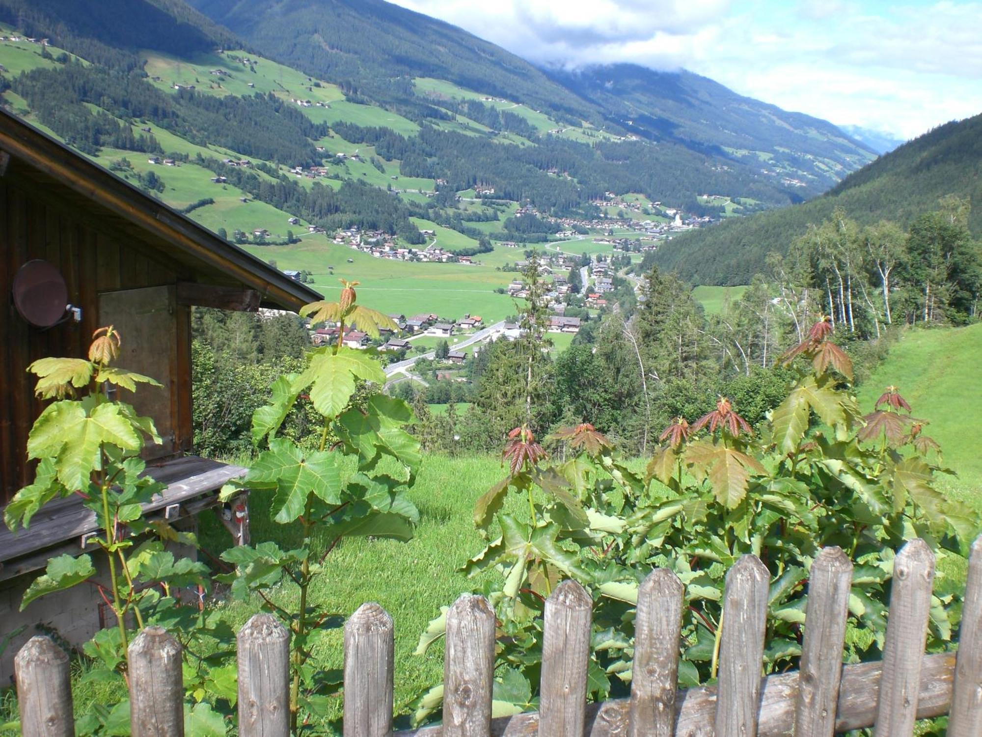 Hotel Gruppen Und Familienhof Falkenstein Krimml Exterior foto